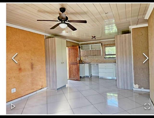 3 BEDROOM CLUSTER FOR SALE IN RHODESFIELD